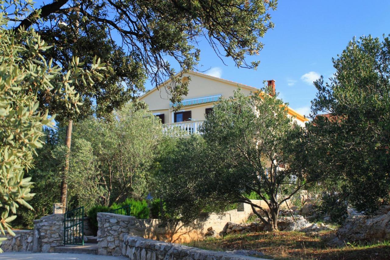 Apartments By The Sea Ugljan - 846 外观 照片